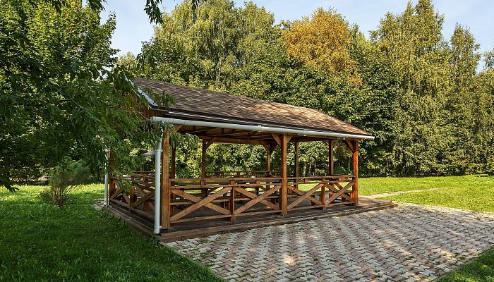 Rent a barbecue area in Kurkino!